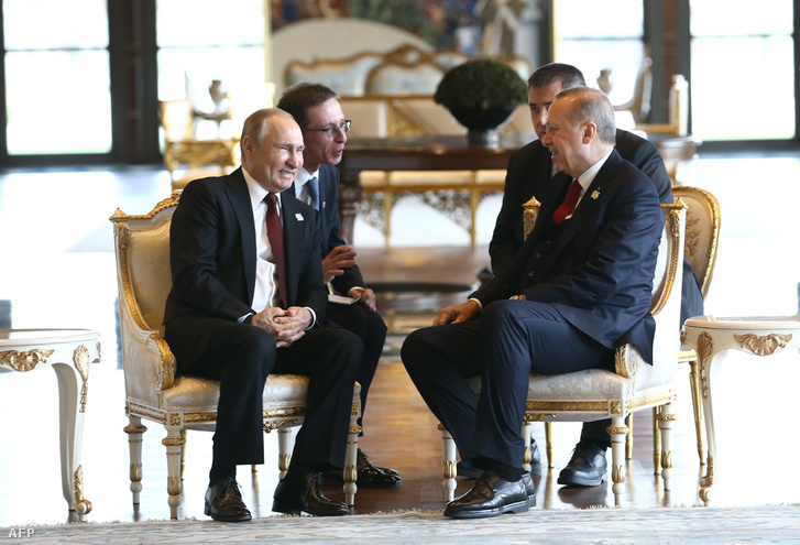 A Török Elnöki Sajtószolgálat fotója Erdogan és Putyin találkozójáról Ankarában, 2018. április 3-án.
