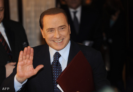 Silvio Berlusconi néhány nappal a beavatkozás előtt