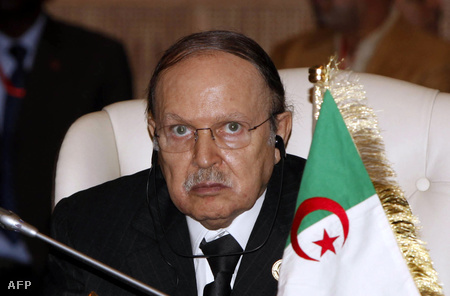 Bouteflika 73 éves korára semmit sem változott