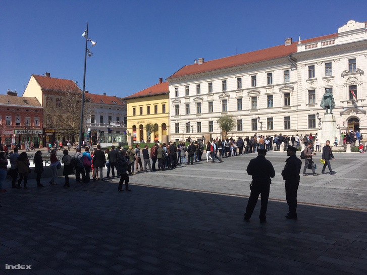 Pécsen a 47-es számú szavazóhelyiség van kijelölve átjelentkezőknek
