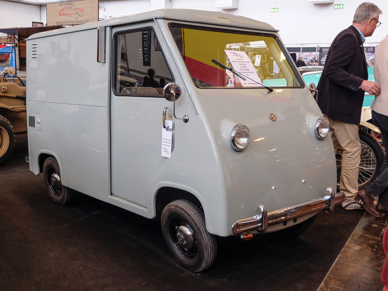 Goggomobil Transporter Prototype (1956), Esseni ár: 110 000 euró/34,1 millió forint.Állapot: teljesen felújított
                        