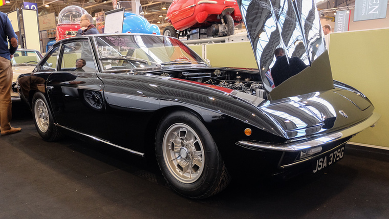 Lamborghini Islero (1969), Esseni ár: 185 000 euró/57,4 millió forint.Katalógusár: 250 000 euró/77,5 millió forint.Állapot: teljesen eredeti
                        