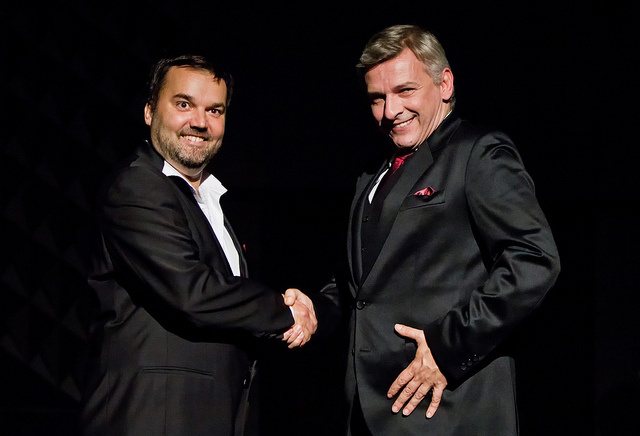 Hevér Gábor, Alföldi Róbert - Igenis, miniszterelnök úr!