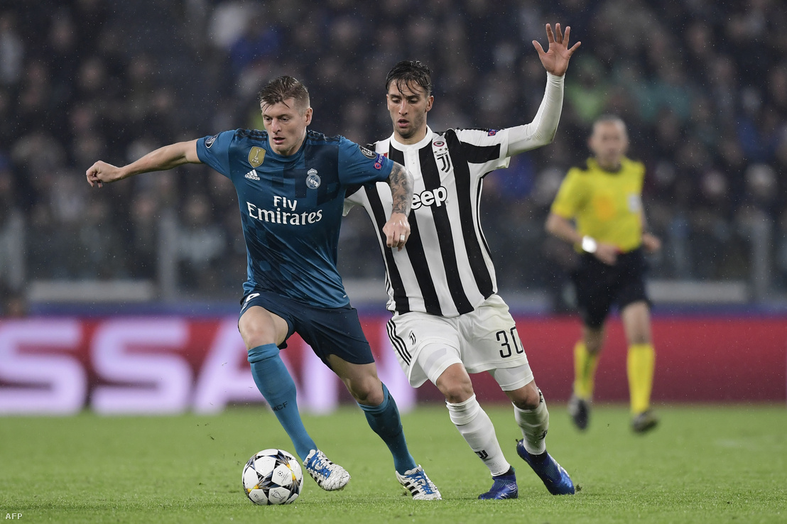 Toni Kroos és Rodrigo Bentacur a Juventus-Real-meccsen 2018. április 3-án