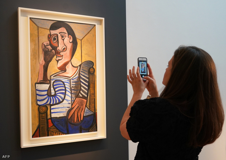 Picasso önarcképe a Christie's árverési kiállításán