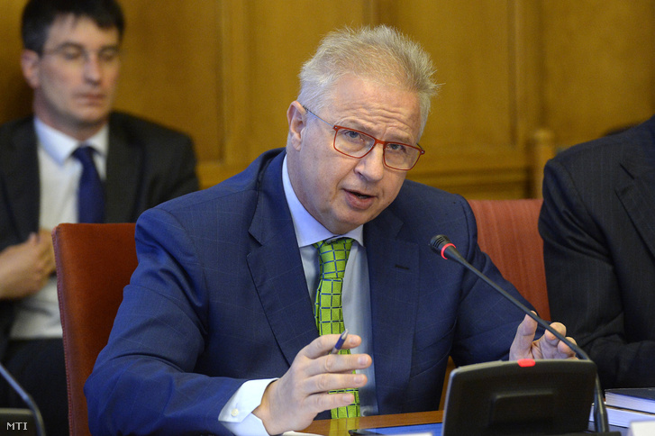 Trócsányi László