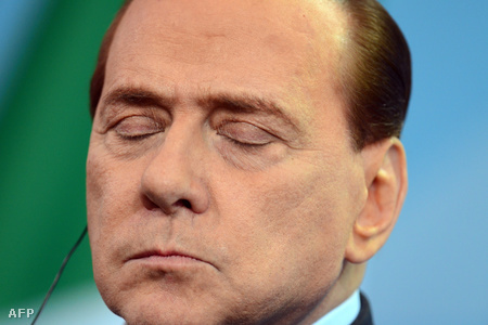 Berlusconi a líbiai konfliktus elején még nem fordított egyértelműen hátat Kadhafinak
