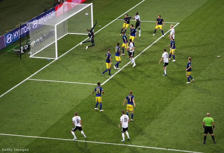 És akkor a 95.-ben jött Kroos