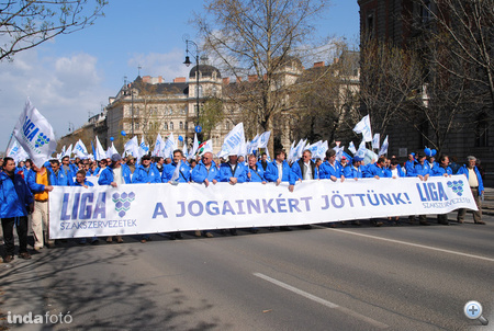 A tüntetés képei az Indafotón (fotó: anna schwelung)