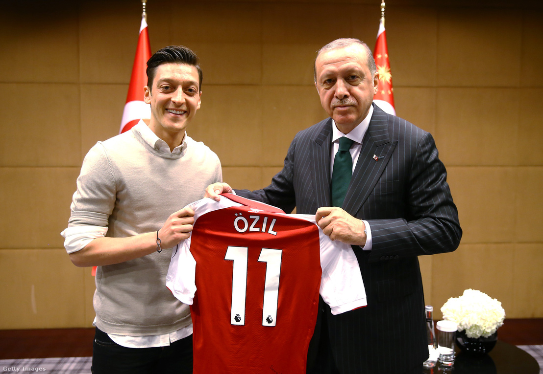 Özil és Erdogan londoni találkozója