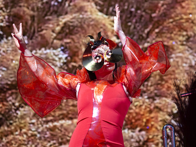 Félelem és rettegés a Björk-koncerteken