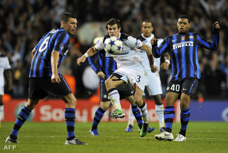 Gareth Bale (középen)