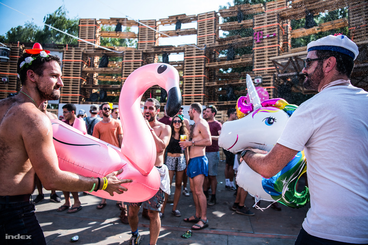 Bulizók a Sziget Fesztiválon