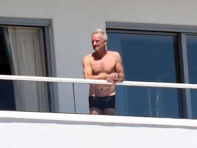 Sting 66 éves, de ezt a fizikumából nem mondanánk meg