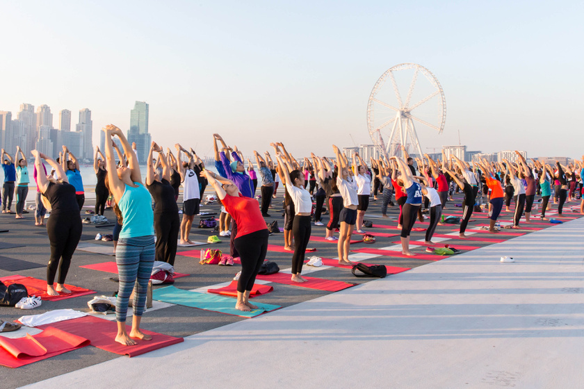 Dubai Fitness Challenge Sunrise yoga Skydive Dubai 4th November