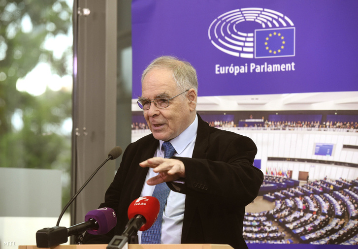 Schöpflin György EP-képviselő