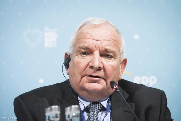 Joseph Daul az Európai Néppárt (EPP) kétnapos kongresszusán 2018. november 7-én Helsinkiben.