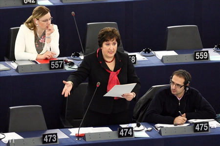 Gurmai Zita az Európai Parlament ülésén Strasbourgban