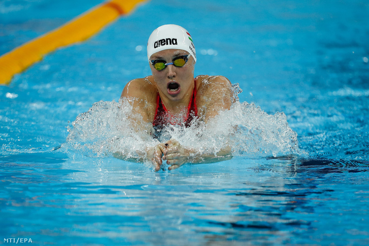 Hosszú Katinka a 400 méter vegyesúszás előfutamában a kínai Hangcsouban zajló rövidpályás úszó-világbajnokságon 2018. december 11-én.