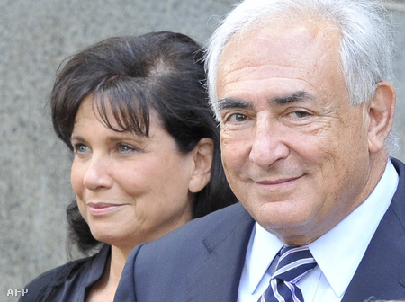 Strauss-Kahn megérkezik a tárgyalásra