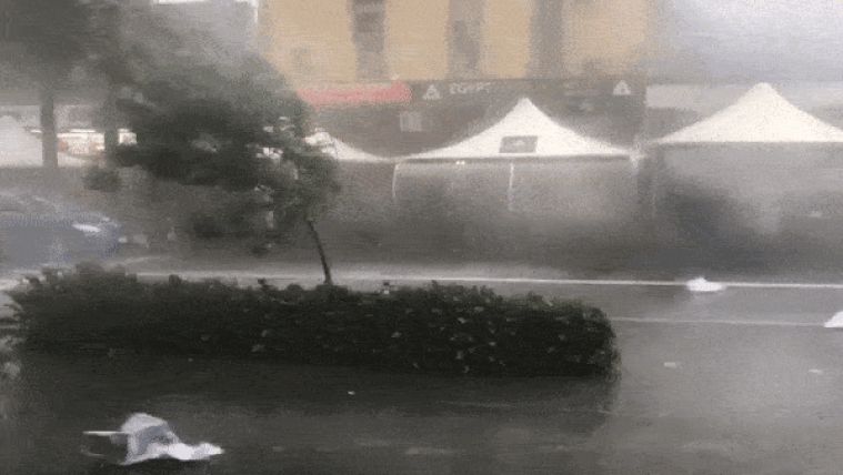 Az ausztrál nyárba hirtelen lecsapott a vihar. Nem is akármilyen Az ausztrál nyárba hirtelen lecsapott a vihar. Nem is akármilyen