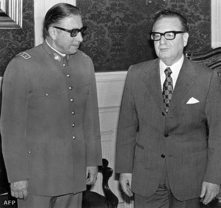 Augusto Pinochet és Salvador Allende 1973-ban