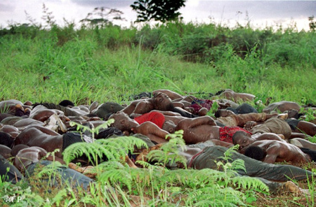 Halottak Elefántcsontparton a kétezres évek elején