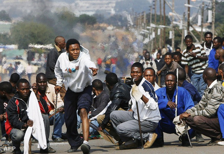 Etnikai összecsapások Johannesburg külvároában
