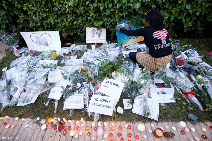 Mécsesek és virágok a marokkói Rabatban - a két meggyilkolt turistára emlékeztek