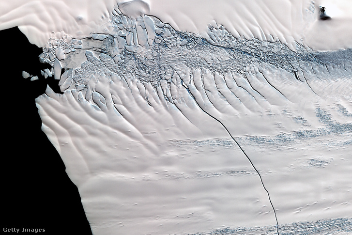 Pine Island-gleccser a NASA felvételén