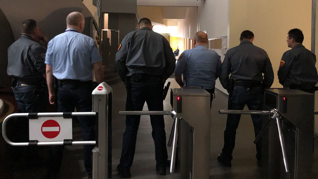 A Duna Médiaszolgáltató szerint abszolút rendben van, ha az MTVA-ban megmondják a riportalanynak, hogy mit válaszoljon