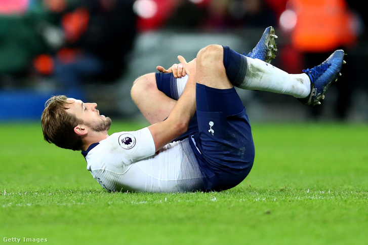 Harry Kane a Tottenham Hotspur játékosa a Manchester United elleni mérkőzésen sérült meg