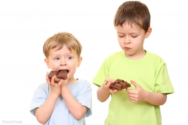 stockfresh 797350 chocolate-kids sizeS