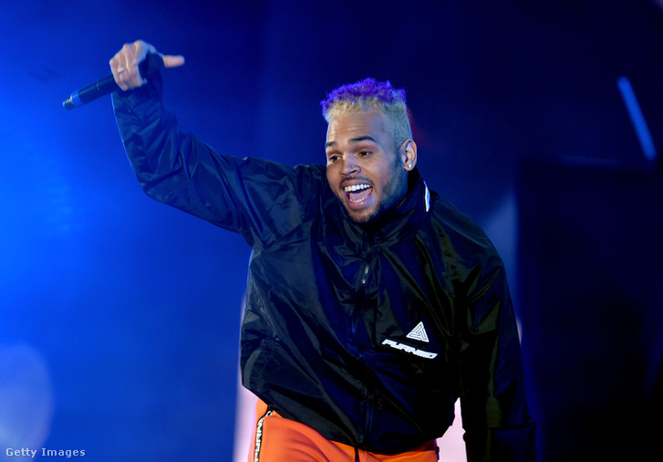 Chris Brown egy 2018-as fellépésén.