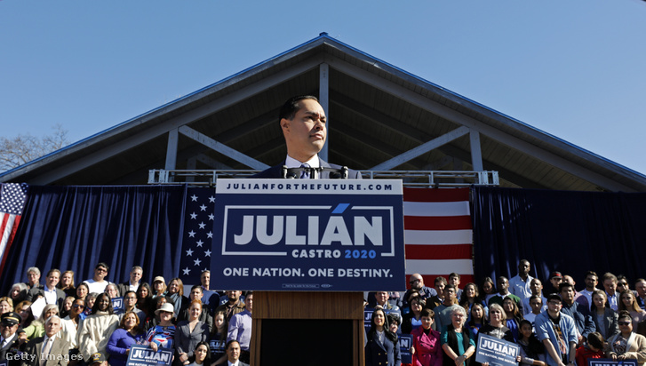 Julian Castro bejelentette, hogy indul a 2020-as választásokon 2019. január 12-án, San Antonio, Texas-ban
