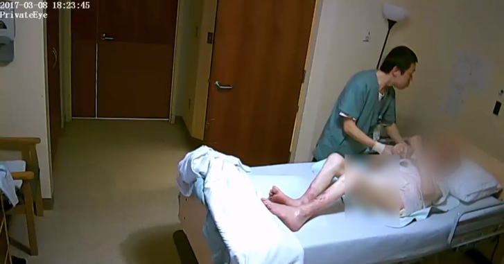 2017-es kanadai eset, amin egy ápoló üti egy idős férfi fejét