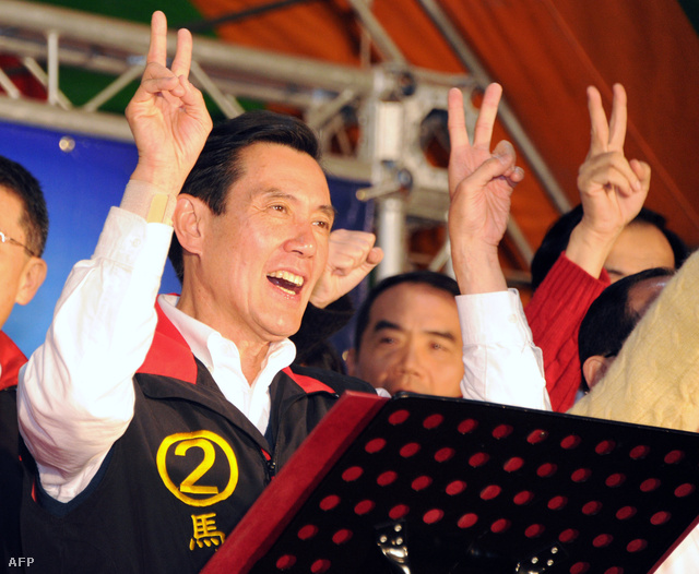 Tajvan jelenlegi elnöke, Ma Jing-csiu a kampányban