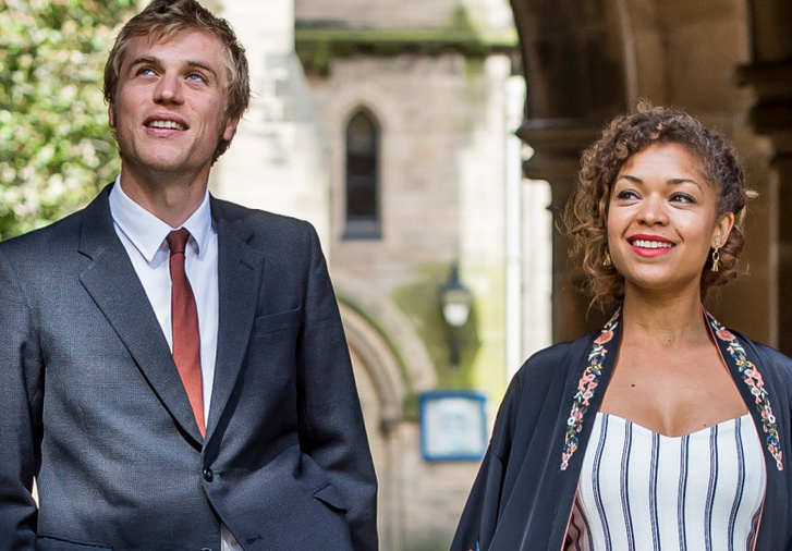 Johnny Flynn és Antonia Thomas a Lovesick című sorozatban.