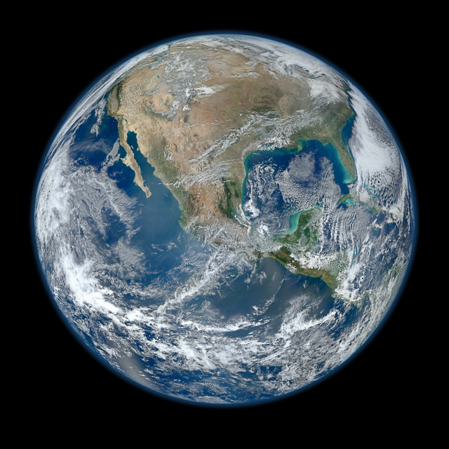 Katt a képre a NAGY képért - vigyázat a kép 8000*8000 pixeles, 16,4 megabájt! (Fotó: NASA/NOAA/GSFC/Suomi NPP/VIIRS/Norman Kuring)