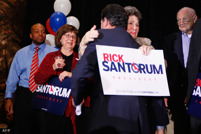 Santorum eddig már Iowában, Coloradóban, Minnesotában és a missouri előválasztáson is győzni tudott