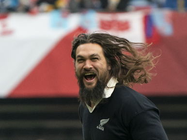 Jason Momoa, Javier Bardem, Dave Bautista, Oscar Isaac és Josh Brolin is bármikor felbukkanhat Budapest utcáin