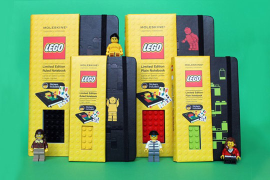 Lego Moleskine jegyzetfüzet 15 dollárért.