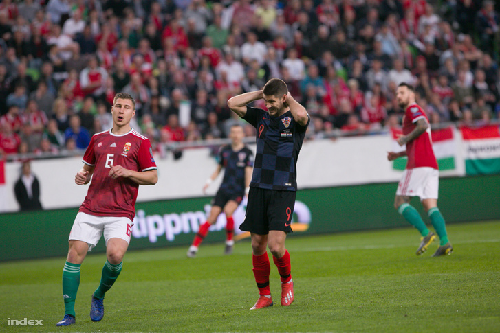 Willi Orbán (6) a Magyarország-Horvátország labdarúgó Európa-bajnoki selejtezőmérkőzésen a Groupama Arénában 2019. március 24-én.
