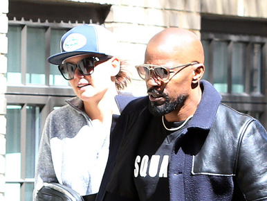 Katie Holmes és Jamie Foxx egymás kezét fogva sétáltak New York utcáin