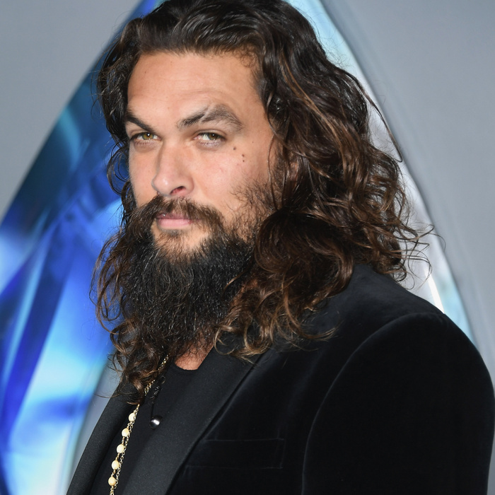 Jason Momoa 7 év után megvált a szakállától, nem is akármilyen okból