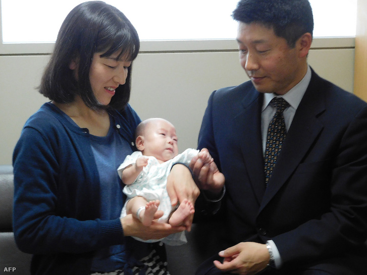 Ryusuke Sekiya szüleivel 2019. április 19-én