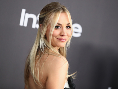 Elsírta magát Kaley Cuoco az Agymenők utolsó felolvasópróbáján