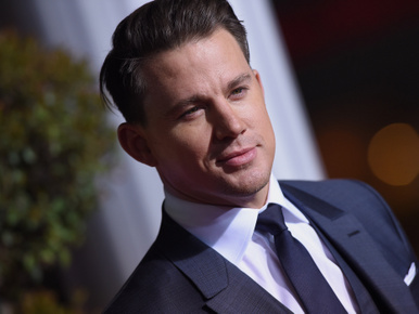 Channing Tatum fogadást vesztett, meztelen képet kellett posztolnia