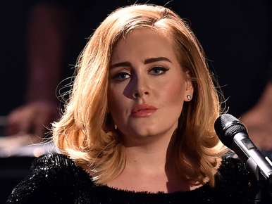 Adele most posztolt először, mióta bejelentette, hogy különválnak férjével