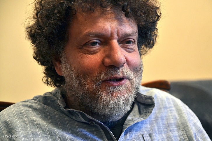 Arató László